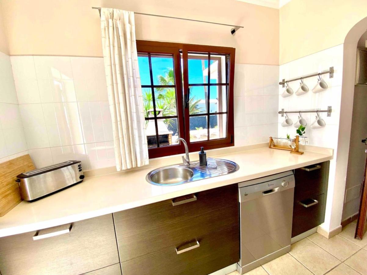 Villa Agatha, Vacaciones En Familia En Lanzarote 普拉亚布兰卡 外观 照片